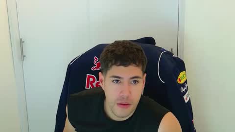 camara110 online show from 14, 12, 2025