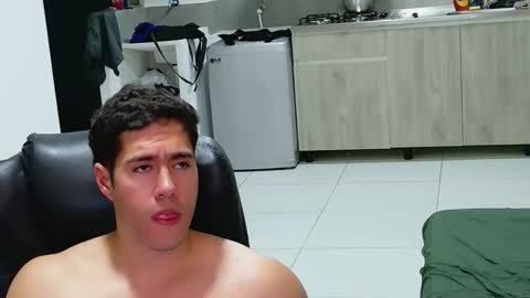 camara110 online show from 6, 4, 2026