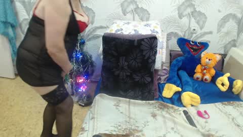 CamDiva1 online show from 2, 1, 2025