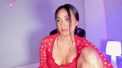 Camelia Smith online show from 6, 3, 2025