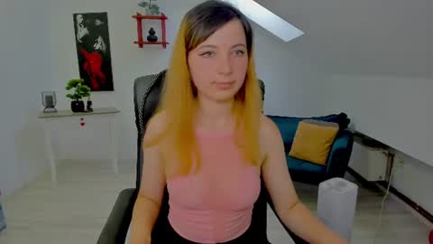 Snapshot of camelliastone chatting on 2, 7, 2026 Camelia online show from 2, 7, 2026