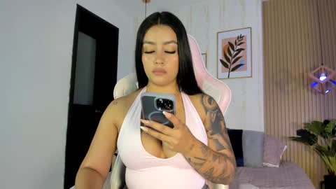 Snapshot of cameroncollinss chatting on 15, 10, 2025 Cameron online show from 15, 10, 2025