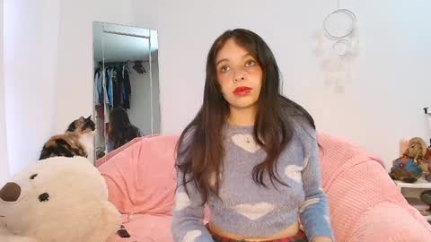 Snapshot of cami_casti777 chatting on 3, 2, 2025 trini-1000 online show from 3, 2, 2025