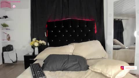 Snapshot of cami_cruzz chatting on 21, 10, 2025 Camila cruz online show from 21, 10, 2025