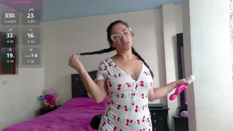 Snapshot of cami_suarez_1 chatting on 23, 5, 2026 online show from 23, 5, 2026