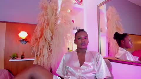 camiestrada online show from 1, 2, 2025