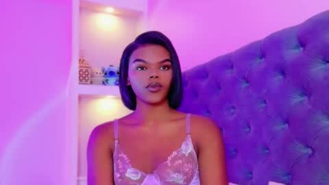 camiestrada online show from 21, 10, 2025