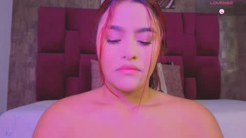 Snapshot of camila__bouzas chatting on 3, 3, 2026 camila__bouzas online show from 3, 3, 2026