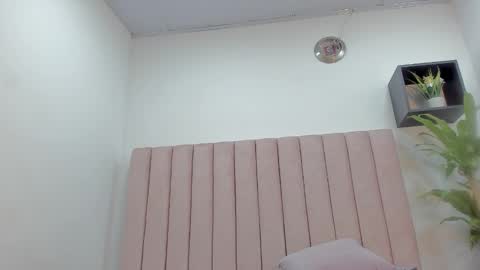 Snapshot of camila__herrera chatting on 14, 2, 2025 Camila online show from 14, 2, 2025