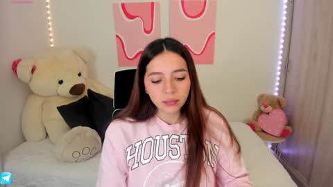 Snapshot of camila_ec2 chatting on 5, 12, 2024 C A M I online show from 5, 12, 2024