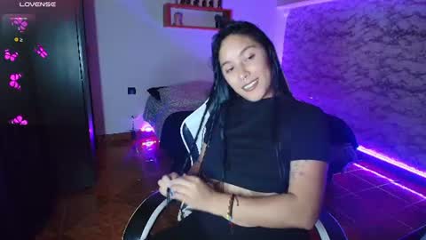Snapshot of camila_iroose chatting on 30, 6, 2026 Camila Roose online show from 30, 6, 2026