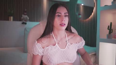 Snapshot of camila_martinez9 chatting on 15, 1, 2026 camila_martinez9 online show from 15, 1, 2026