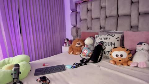 Snapshot of camila_matinez_ chatting on 28, 1, 2025 Camila online show from 28, 1, 2025