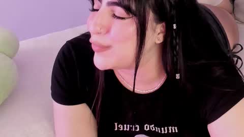 Snapshot of camila_matinez_ chatting on 20, 11, 2025 Camila online show from 20, 11, 2025