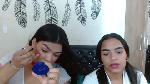 Snapshot of camila_meza chatting on 25, 1, 2025 camila_meza online show from 25, 1, 2025