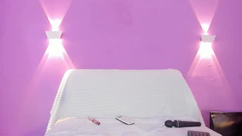 Cami thomsson online show from 11, 11, 2025