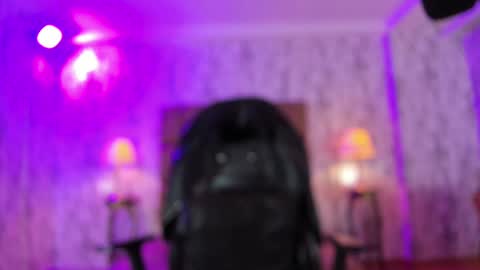 Snapshot of camilaachain chatting on 17, 2, 2025 online show from 17, 2, 2025