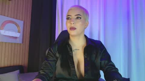 Snapshot of camilaachain chatting on 2, 12, 2025 online show from 2, 12, 2025