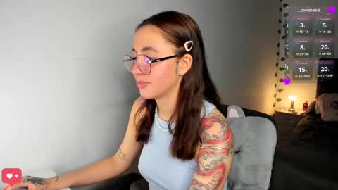 Snapshot of camilaalee chatting on 13, 1, 2025 CAMILAA LEE online show from 13, 1, 2025