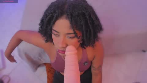 Camila Foox online show from 14, 4, 2026