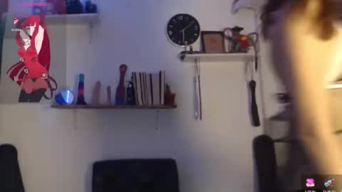 Snapshot of camilahot_girl chatting on 15, 5, 2026 kira online show from 15, 5, 2026