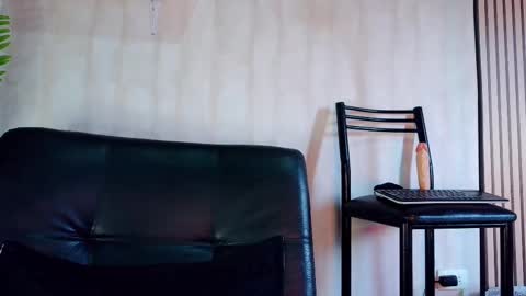 camilarose_oli online show from 18, 1, 2025