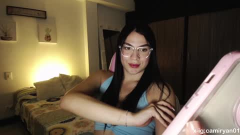 X IGcamiryan01 online show from 26, 2, 2025