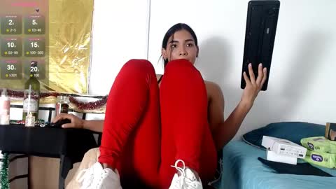 Camila online show from 10, 12, 2024