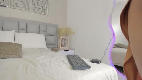 camile carter online show from 25, 2, 2026