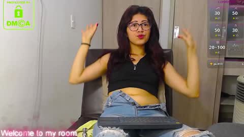 Camilita Echeverri online show from 7, 2, 2025