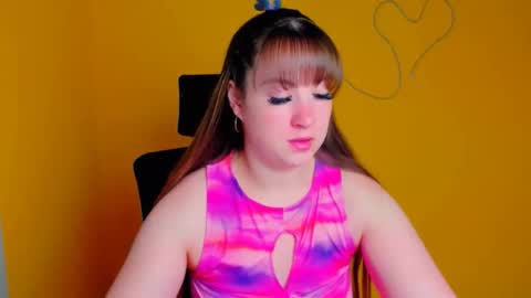 Snapshot of camilla_body chatting on 19, 5, 2026 Camilla online show from 19, 5, 2026