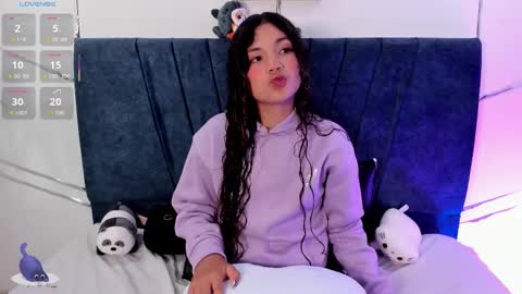 camilla_miller01 online show from 8, 11, 2025