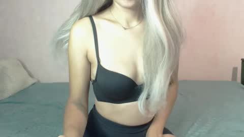 Snapshot of camillebunny chatting on 24, 9, 2025 CamilleBunny online show from 24, 9, 2025