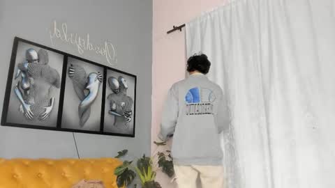 Camillo Virgil online show from 1, 12, 2025