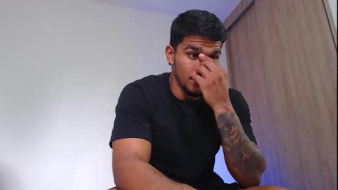 camilo_contre21 online show from 17, 11, 2025