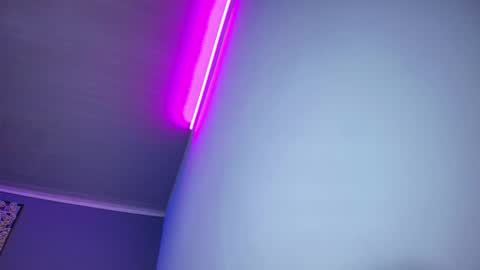 Snapshot of camiloalvarezzz3 chatting on 4, 2, 2026 CAMILO online show from 4, 2, 2026