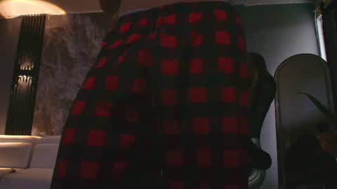 Snapshot of camiloalvarezzz3 chatting on 24, 6, 2026 CAMILO online show from 24, 6, 2026