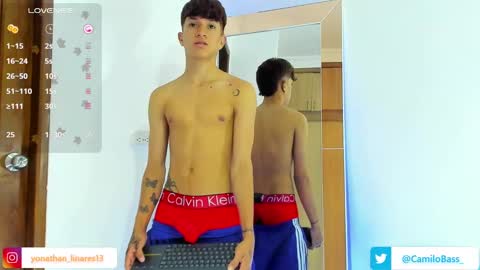 Snapshot of camilobass_ chatting on 5, 12, 2024 Camilo Bass online show from 5, 12, 2024
