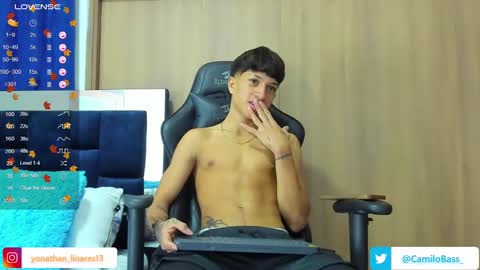 Snapshot of camilobass_ chatting on 11, 2, 2025 Camilo Bass online show from 11, 2, 2025