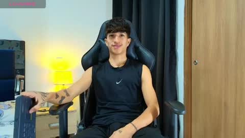 Snapshot of camilobass_ chatting on 5, 5, 2026 Camilo Bass online show from 5, 5, 2026