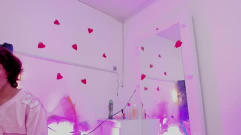 CamiloDoumit online show from 16, 2, 2025