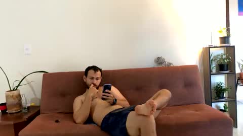 Snapshot of camiloex chatting on 4, 2, 2025 Camilo online show from 4, 2, 2025