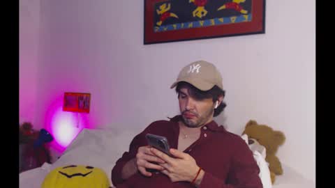Snapshot of camilosaennz chatting on 5, 1, 2025 camilo online show from 5, 1, 2025