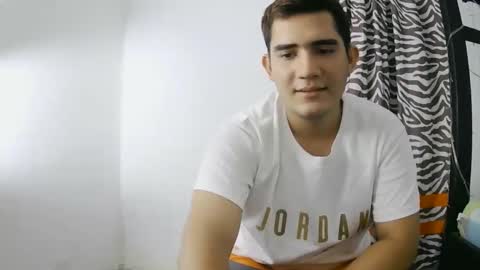Snapshot of camilowhite_ chatting on 30, 9, 2025 Camilowhite  online show from 30, 9, 2025
