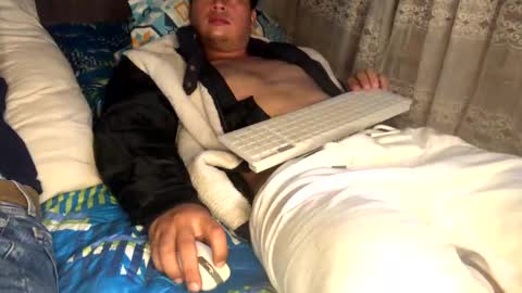 Snapshot of camivaron chatting on 14, 1, 2025 camivaron online show from 14, 1, 2025