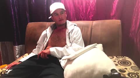 Snapshot of camivaron chatting on 7, 2, 2025 camivaron online show from 7, 2, 2025