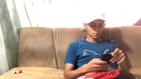 Snapshot of camivaron chatting on 9, 2, 2025 camivaron online show from 9, 2, 2025