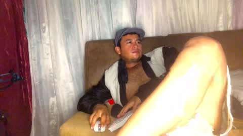 Snapshot of camivaron chatting on 10, 2, 2025 camivaron online show from 10, 2, 2025