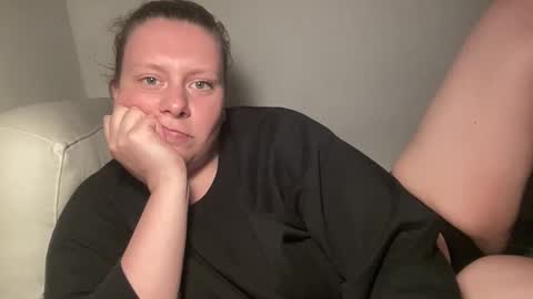kiki90909 online show from 18, 10, 2025