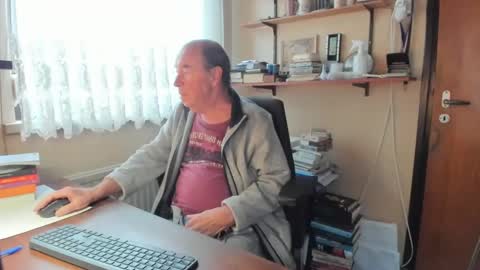 Cammee online show from 4, 1, 2025